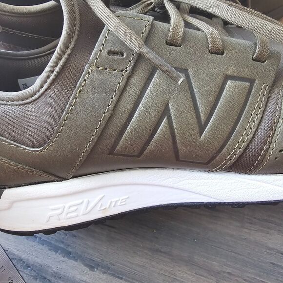 New Balance 247 MRL247NO Olive Perforated Leather Sneakers US 9 Running Fixable - Picture 5 of 8